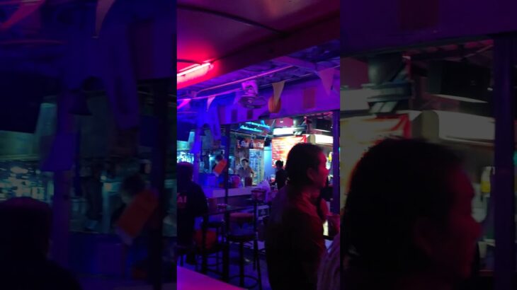 Thai local karaoke @ Soi Buakao. Pattaya