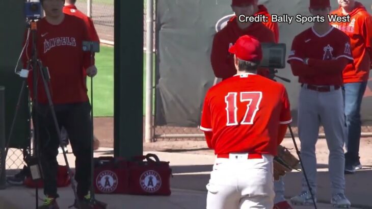 Shohei Ohtani throws bullpen session in Angels’ first spring training｜大谷翔平 野球