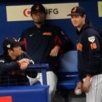 【真の友情】大谷翔平、落ち込む松井裕樹に言葉をかけ励ます。「前傾を意識した方がいい」と助言も【侍ジャパンvs中日】2023.3.3