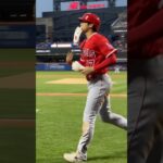 【最寄席】大谷翔平選手が手袋を外すシーン #ohtani #shoheiohtani