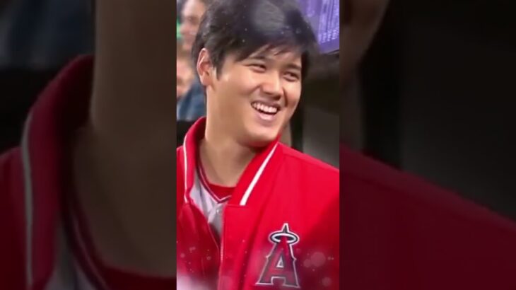 大谷翔平選手の可愛いポンポン付のニット帽姿です♪似合い過ぎ♪彼の爽やかな笑顔は正に天使ですね♡アテレコは個人的な想像です。