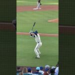 Ohtani Shohei on deck before facing Paul Skenes. 大谷翔平 08.10.2024