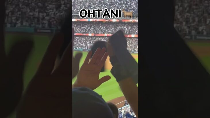 SHOHEI OHTANI 1ST POSTSEASON HOMERUN #nlds #mlb #ohtani