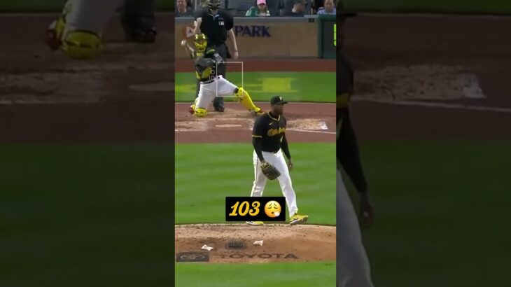 Aroldis Chapman gets Shohei Ohtani with a 103 MPH sinker 😳