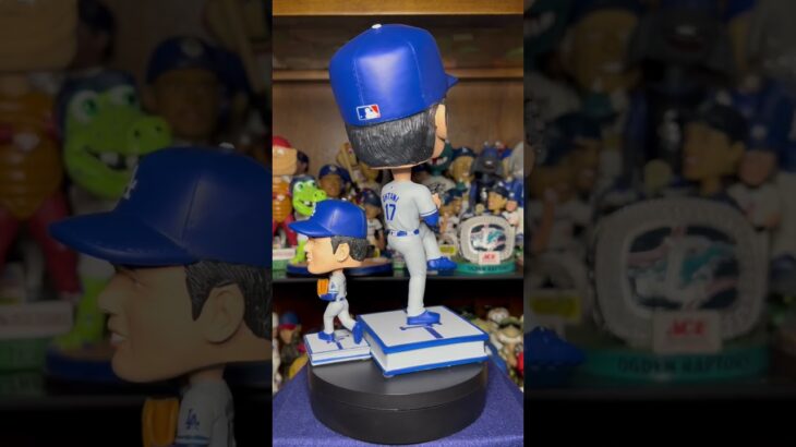 Shohei Ohtani Road Gray Pitching Bighead and Mini Bighead #Bobblehead  #dodgers