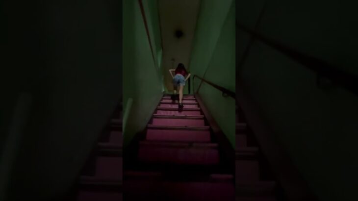 天国への階段を上がる少女　#フィリピン ＃マニラ　＃ナンパ　＃素人　#laカフェ