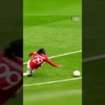 wan-bissaka vs mitoma #shorts #manchesterunited