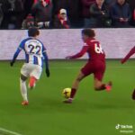 Mitoma đã bỏ túi Trent Alexander – Arnold như thế này đây