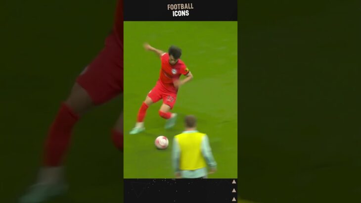 Kaoru Mitoma is the Japanese Messi!