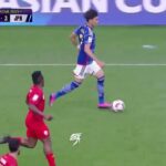 Asano vergeudet Mitoma’s Dribbling