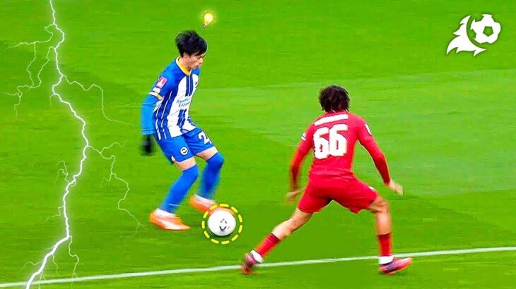 Kaoru Mitoma 三笘 薫 is a Dribbling Genius! 🤯