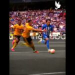 Incredible Kaoru Mitoma goal and dribbling